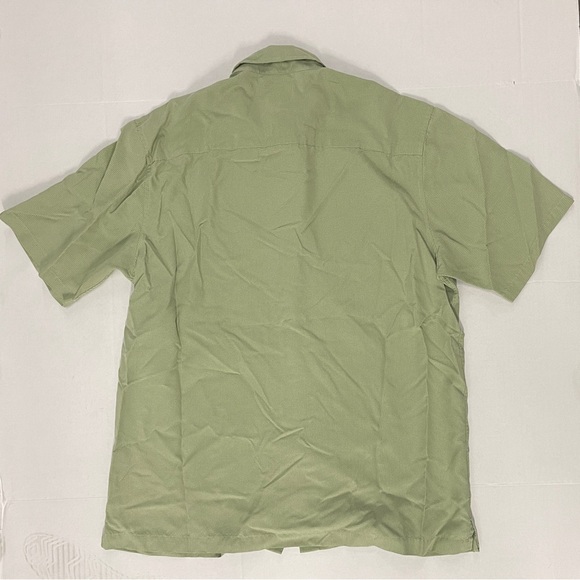 Quiksilver Green Checkered Button Up Dress Shirt - Size Medium - Picture 2 of 3